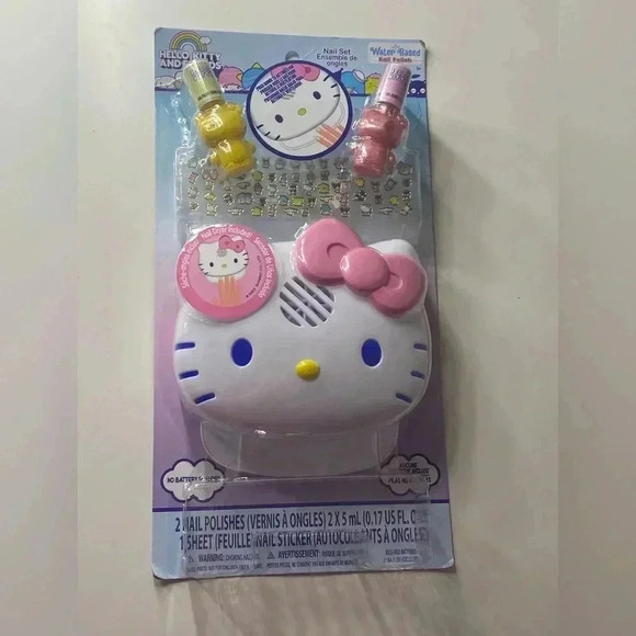 🆕 Hello Kitty And Friends® Nail Set With Dryer🆕 - Picture 5 of 8